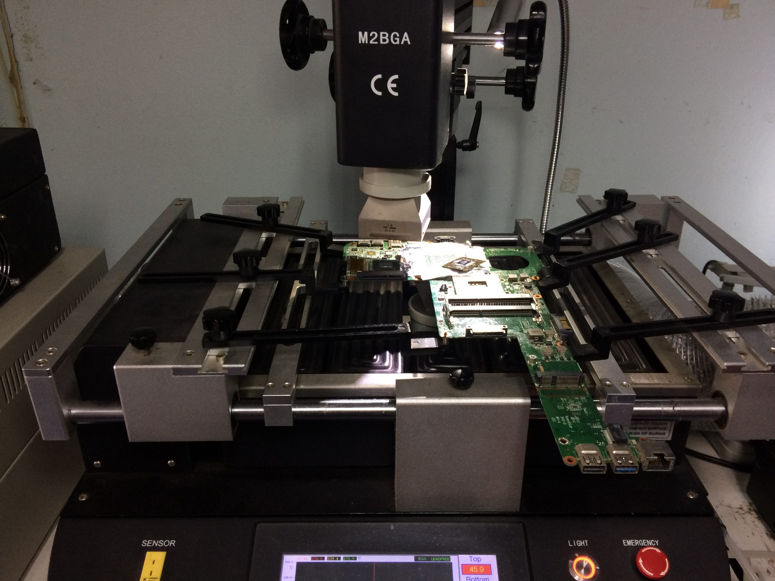 TOSHIBA L840 เปิดติดไม่มีภาพ