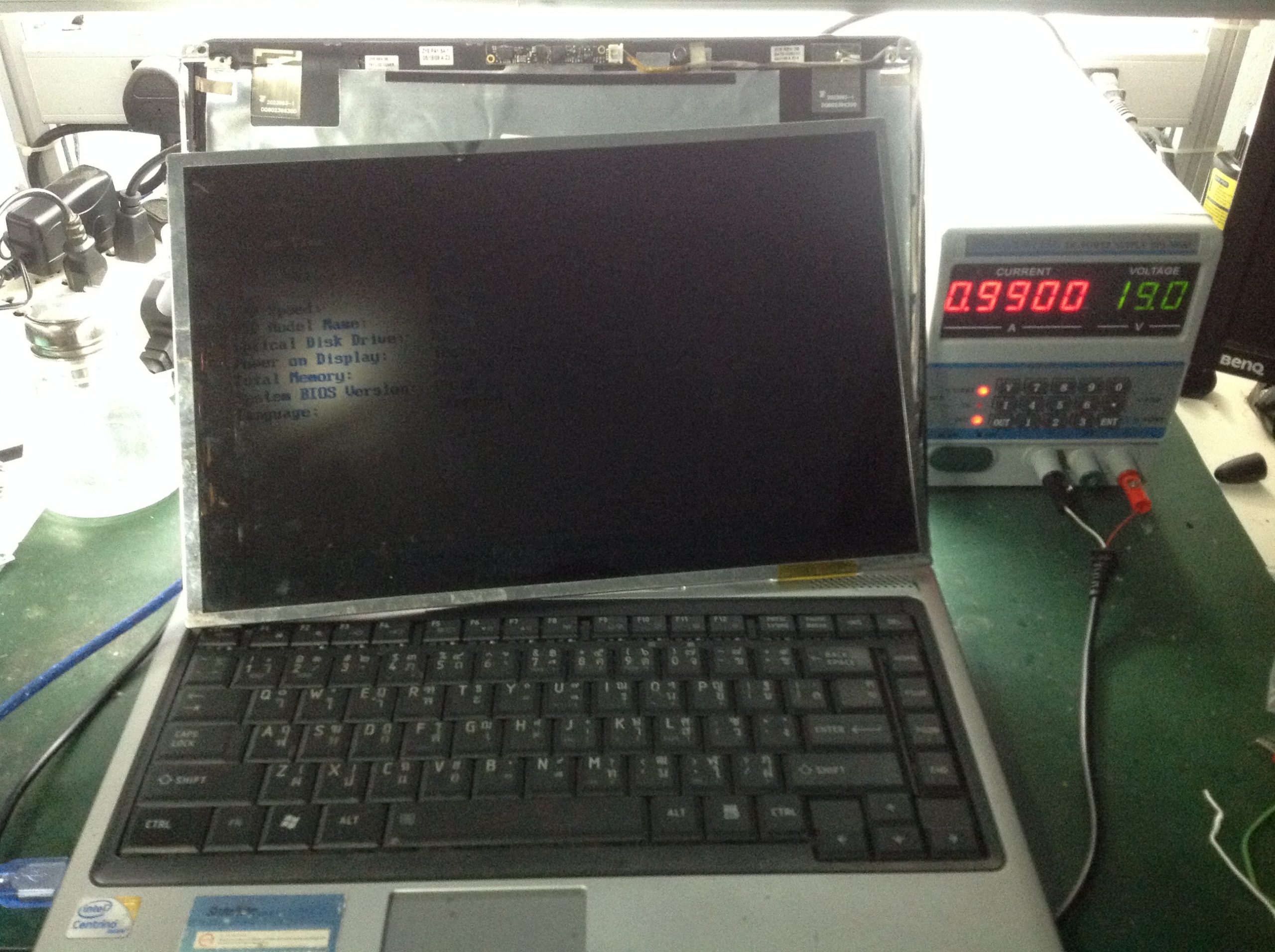 TOSHIBA L310 จอไม่มีแสง