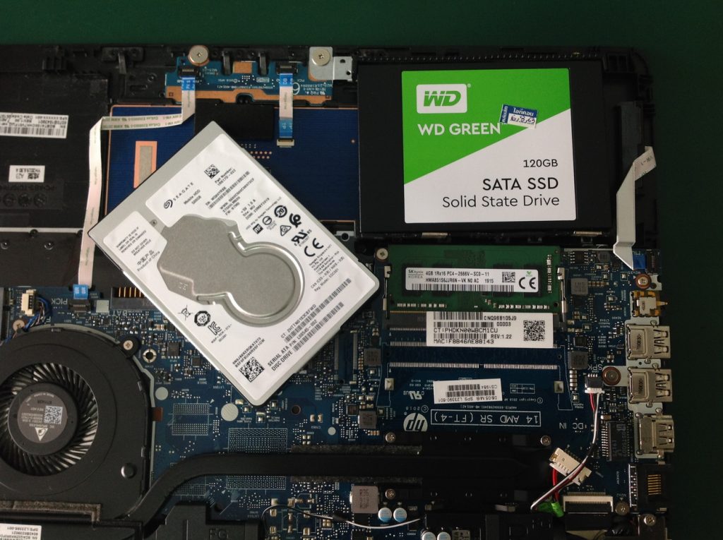 HP 14-cm0112AU เปลี่ยน SSD