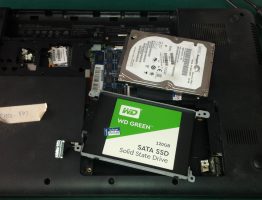 Compaq CQ43 เปลี่ยน SSD