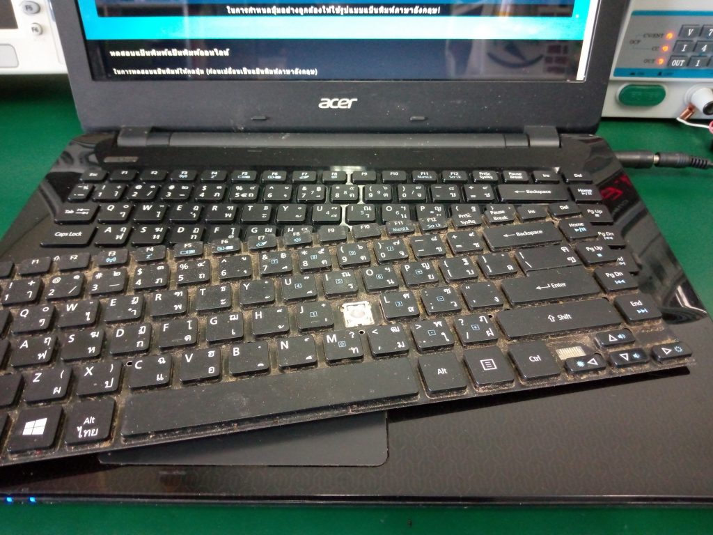 ACER E5-411 เปลี่ยน Keyboard