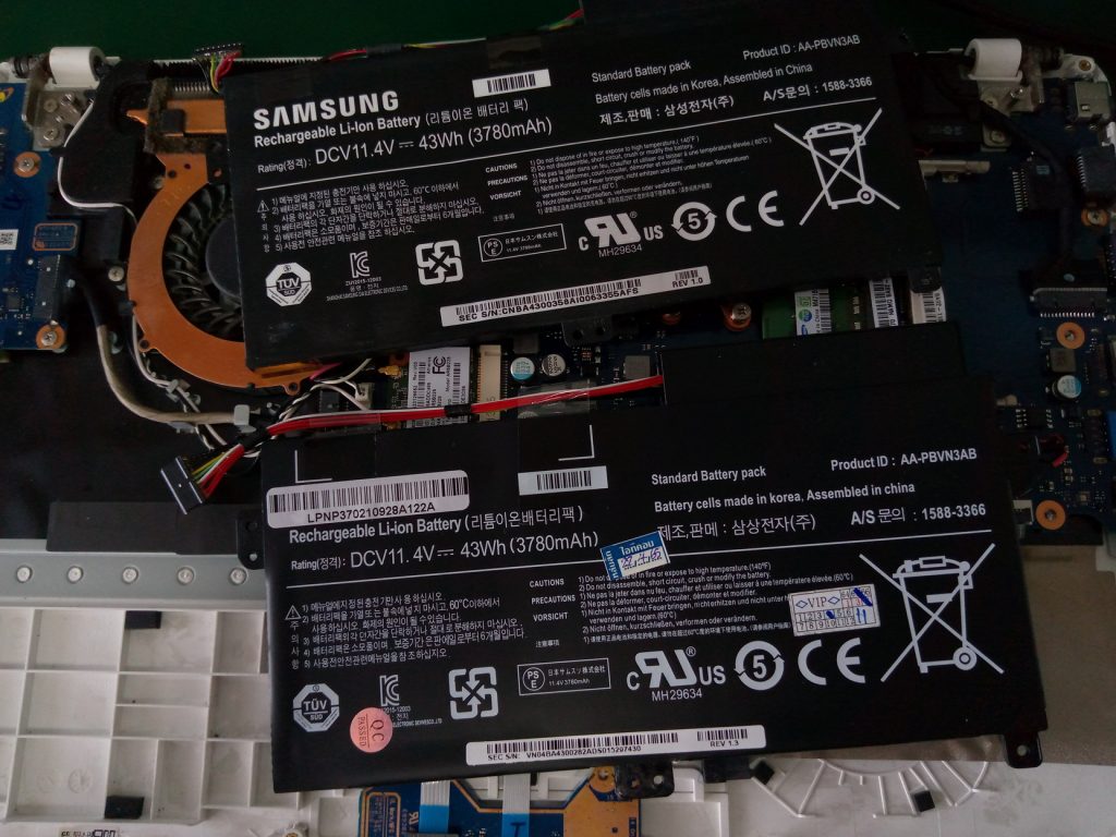 SAMSUNG NP370R4V เปลี่ยนแบต