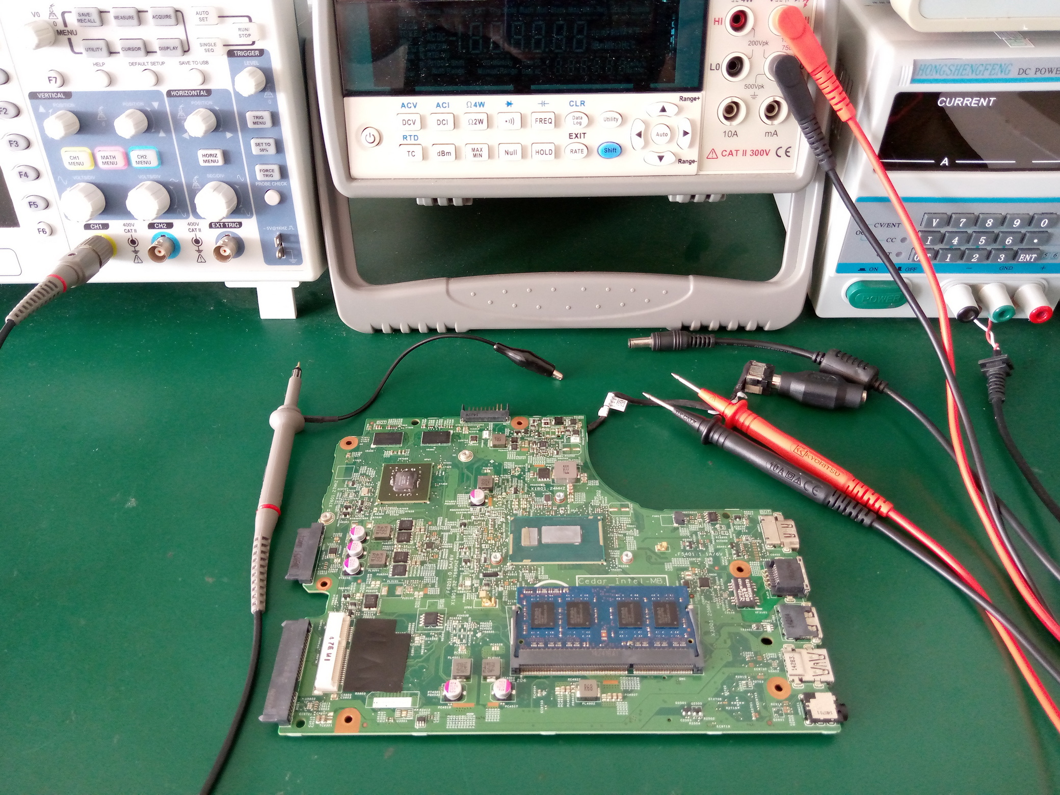 DELL 3542 อาการเปิดไม่ติด