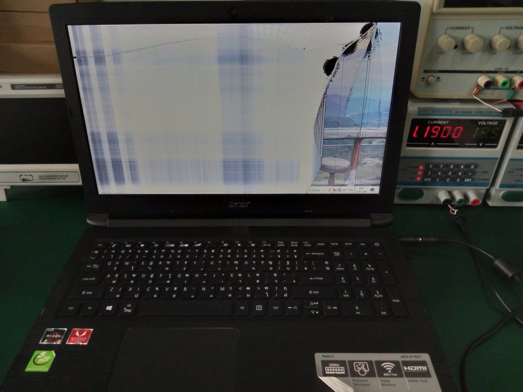 ACER A315-41 จอแตกเปลี่ยนจอ