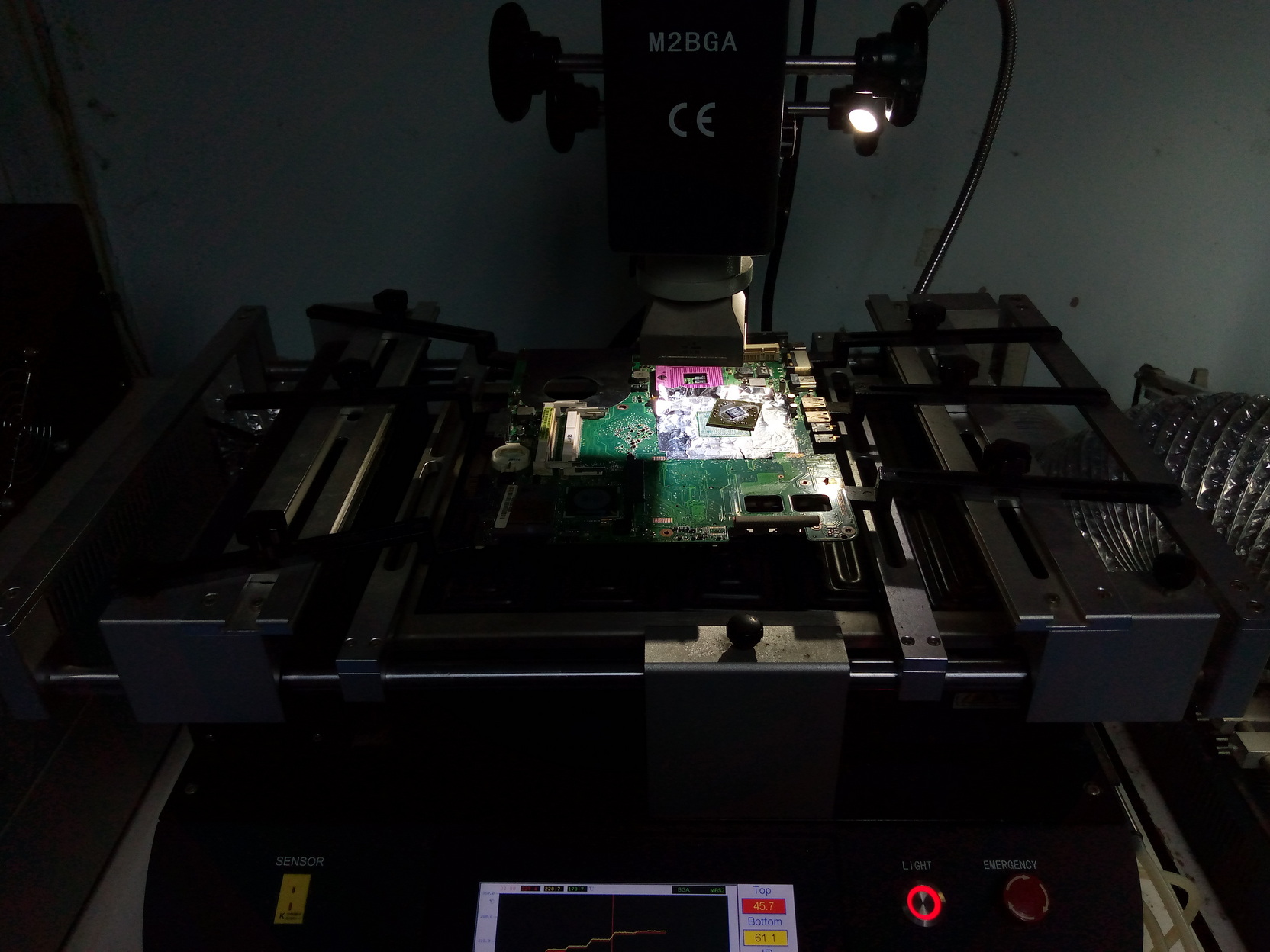 ASUS F81SE ไม่มีภาพ