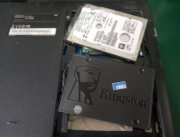 SAMSUNG NP450R4V เปลี่ยน SSD