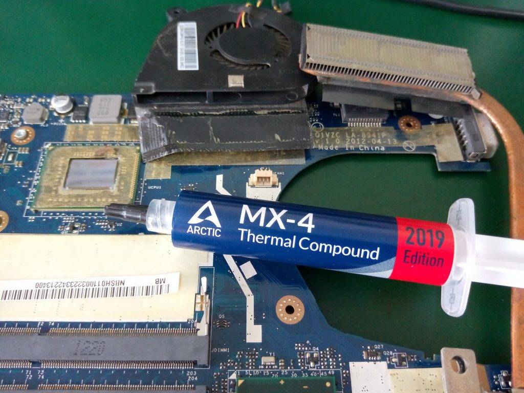 ทำความสะอาด เปลี่ยนซิลิโคน CPU