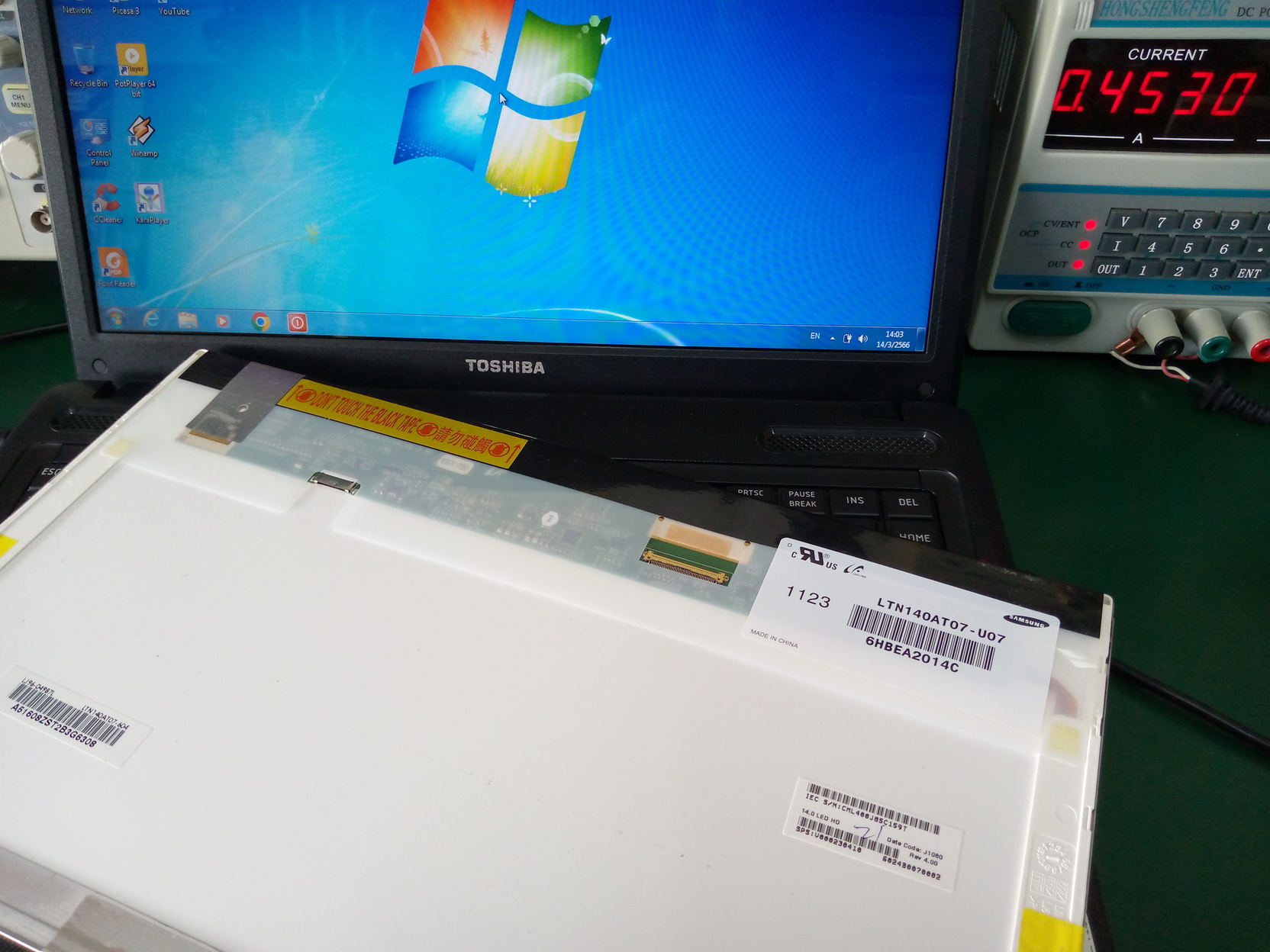 TOSHIBA C640 เปลี่ยนจอ
