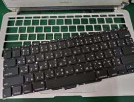 MacBook Air A1465 เปลี่ยน Keyboard